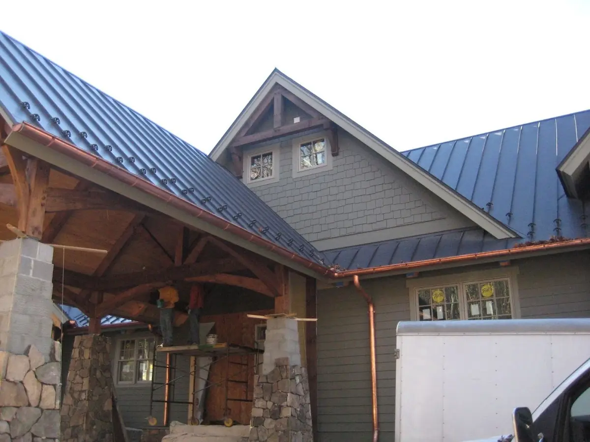 Craftsman Roofing team delivering quality roofing work in South Davis Shores